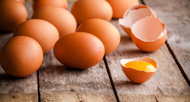 Перегружают организм: эксперты рассказали о безопасной норме яиц для человека 