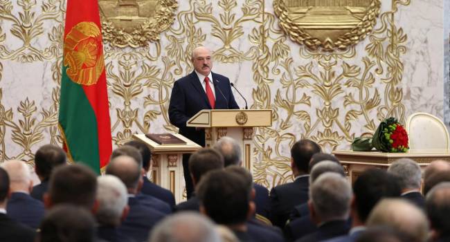 «Пытаются оправдать каждую его глупость»: политик признался, что ему стыдно за Лукашенко и за своих друзей