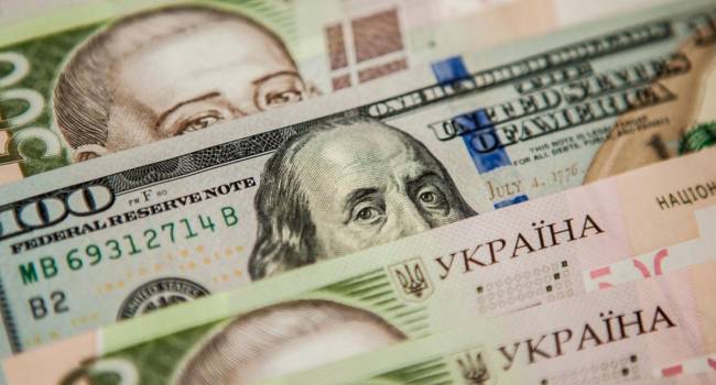Гончаров: Гривна девальвирует так быстро, что «доллар по 30» уже скоро станет новой реальностью для украинцев