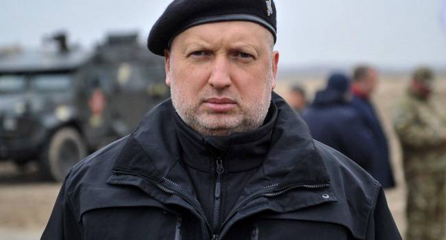 «Это очевидно»: Погребинский заявил, что Турчинова следует привлечь к ответственности за сдачу Крымского полуострова
