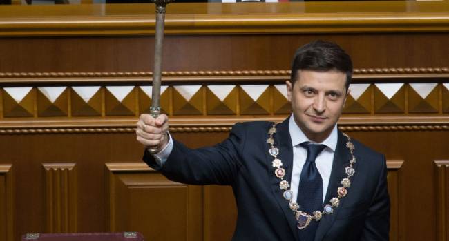 Теперь оппоненты Зеленского будут напоминать президенту, как он распустил парламент 8-го созыва - мнение