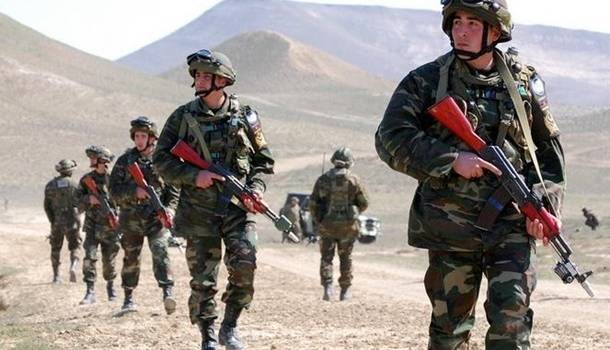 «Введено военное положение»: Азербайджан в ожидании войны с Арменией 