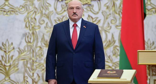 Лукашенко – Макрону: Вы должны были уйти с должности президента Франции