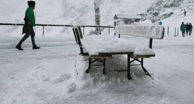 Сентябрьская аномалия: в Австрии и Швейцарии выпал снег